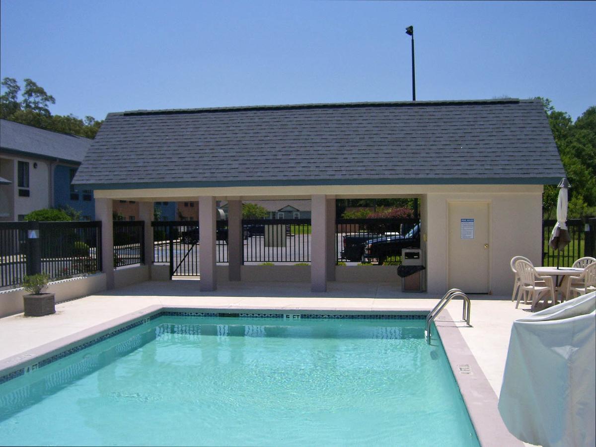 Americas Best Value Inn & Suites Bastrop Eksteriør bilde
